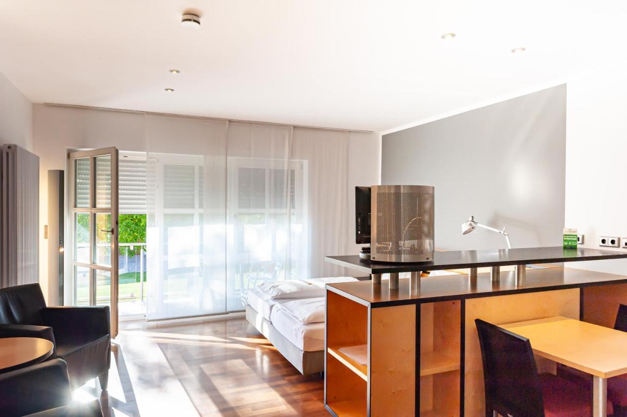 Landgut Schill Hotel Osthofen Ngoại thất bức ảnh