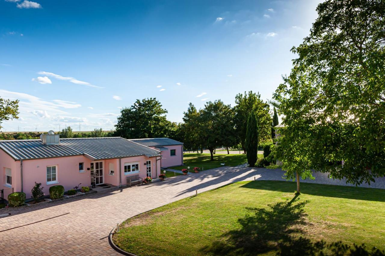 Landgut Schill Hotel Osthofen Ngoại thất bức ảnh